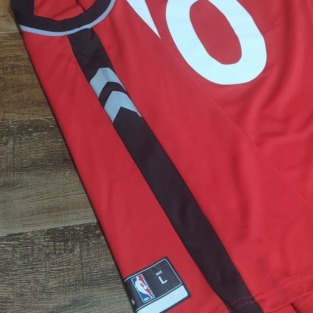 Adidas DeMar DeRozan Red Toronto Raptors #10 Jersey Size Large - Picture 7 of 9